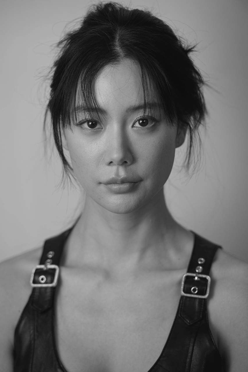 Clara lee - Finn Westcott | Slimi